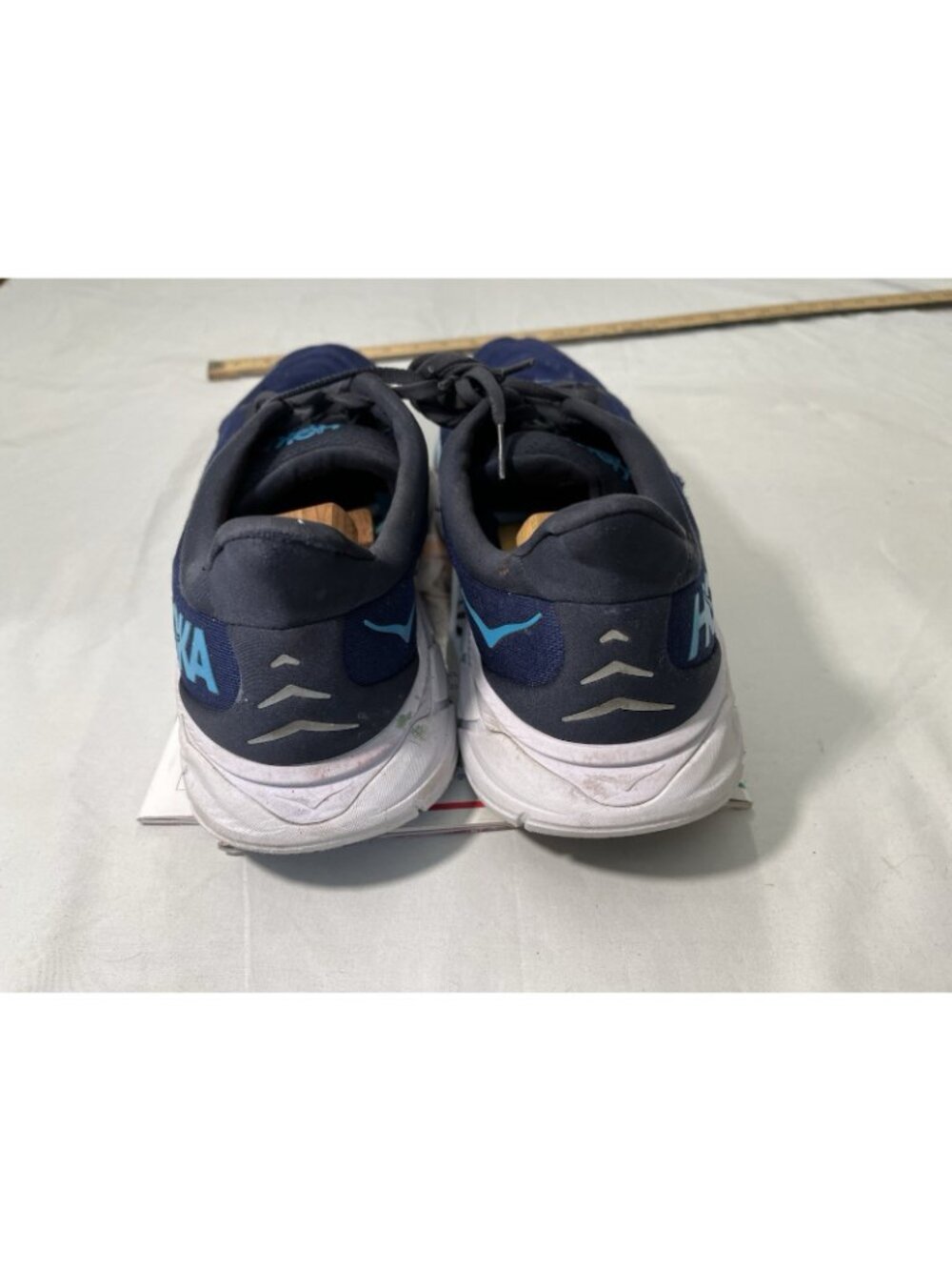 Hoka One One Sneakers Shoes Arahi 6 Men's Size 13 D - Picture 3 of 13